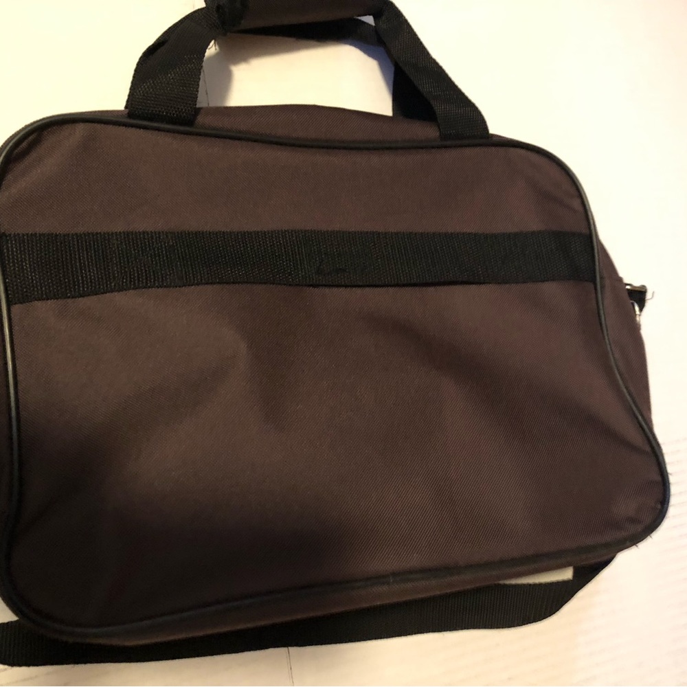Prodigy bag. Very light weight with shoulder strap new & clean laptop bag